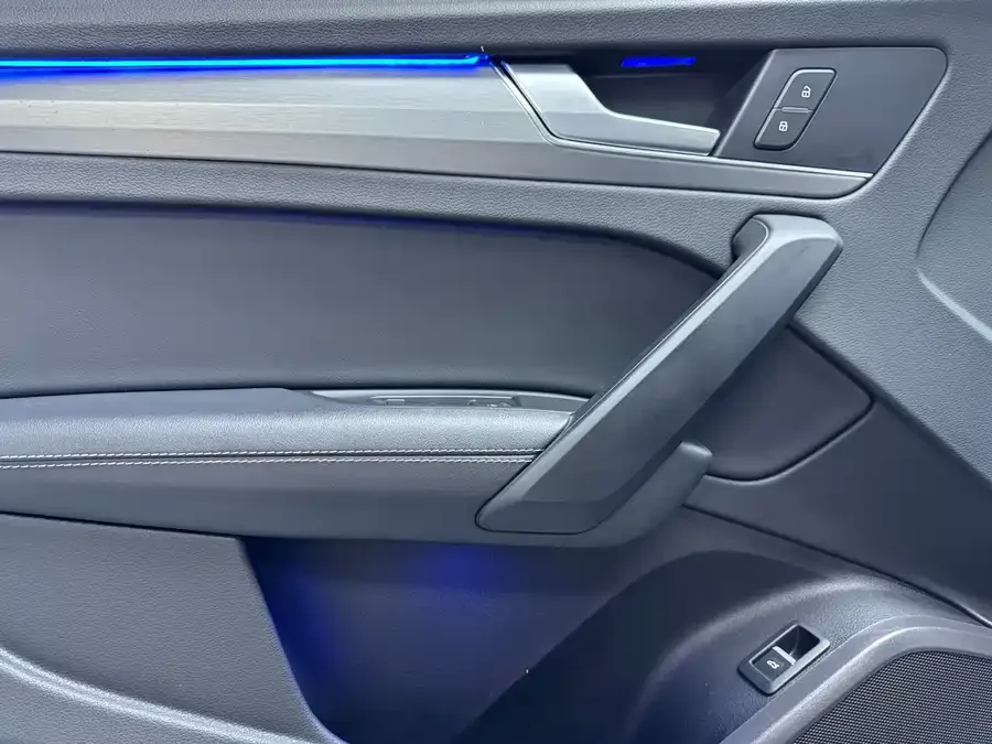 Audi Q5L 2022 40T Fashion Dynamic Edition 2022 — миниатюра 2