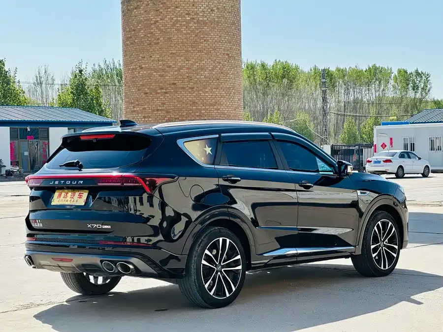 Jetour X70 PLUS Jietu X70 PLUS 2023 1.6T DCT powerful 5-seater 2022 — миниатюра 2