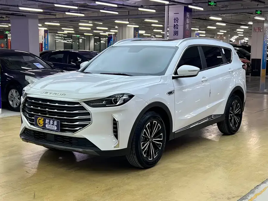 Jetour X70 PLUS JETOUR X70 PLUS 2021 facelift 1.5T DCT Mountain PRO 5-seater 2022 — фото 1, купить с доставкой в Москву