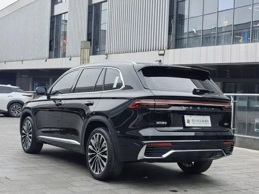 Geely Monjaro Xingyue L 2025 Dongfang Yao 2.0TD Automatic Current Edition 2025 — миниатюра 4