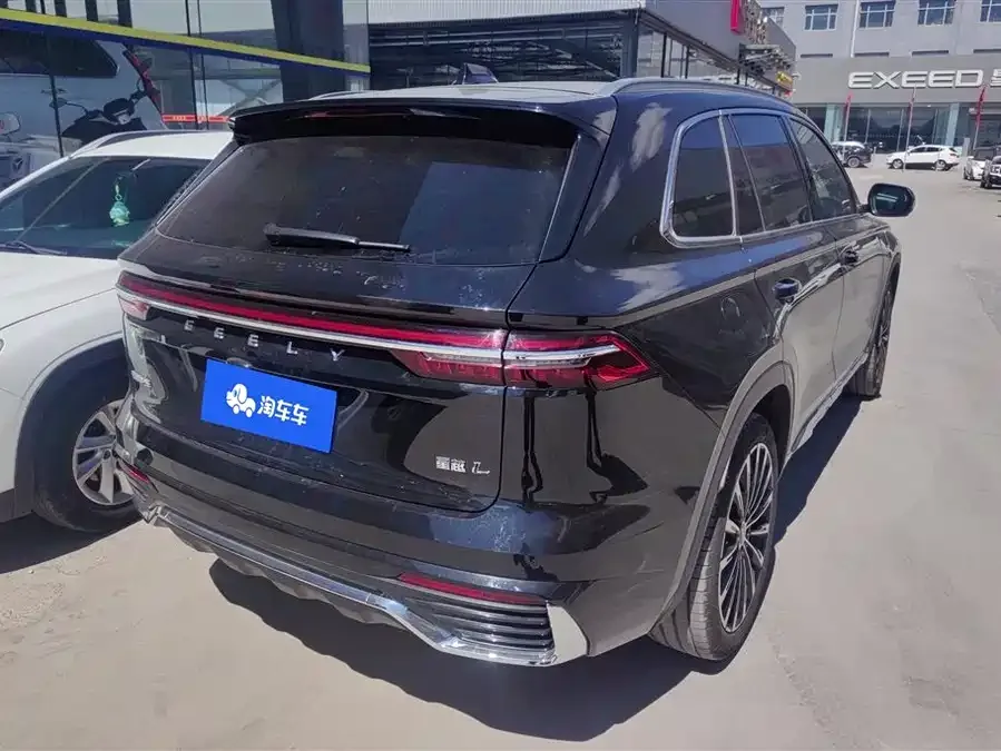 Geely Monjaro Xingyue L 2025 Dongfangyao 2.0TD Automatic Star-gazing Edition 2025 — миниатюра 3