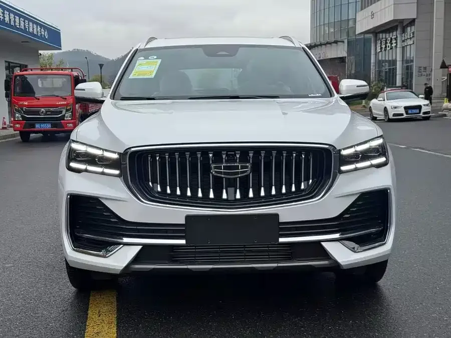 Geely Monjaro Xingyue L 2024 2.0TD DCT EVO 2WD Changfeng Edition 2026 — миниатюра 3