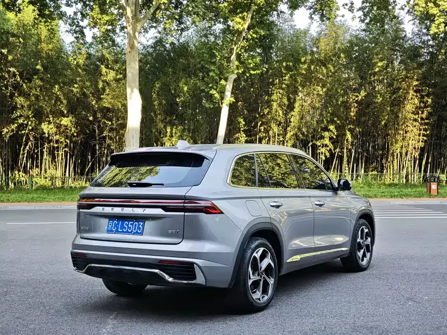 Geely Monjaro Xingyue L 2021 2.0TD DCT EVO 2WD Premium Edition 2022 — миниатюра 3