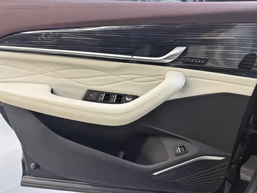 Geely Monjaro Xingyue L 2025 2.0TD Automatic Cloud Edition 2025 — миниатюра 4