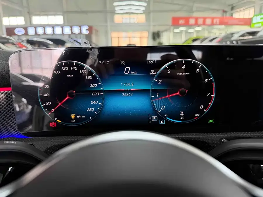 Mercedes-Benz Class A Mercedes-Benz A-Class 2022 A 180 L Sports Sedan 2023 — миниатюра 5