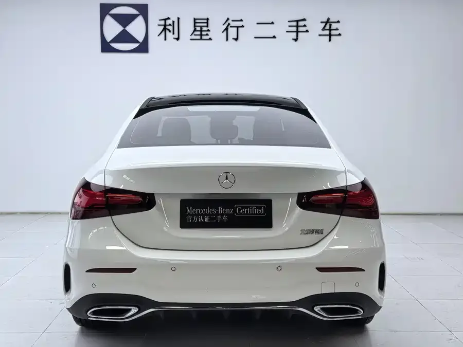 Mercedes-Benz Class A Mercedes-Benz A-Class 2024 A 200 L Fashion Edition 2024 — миниатюра 2
