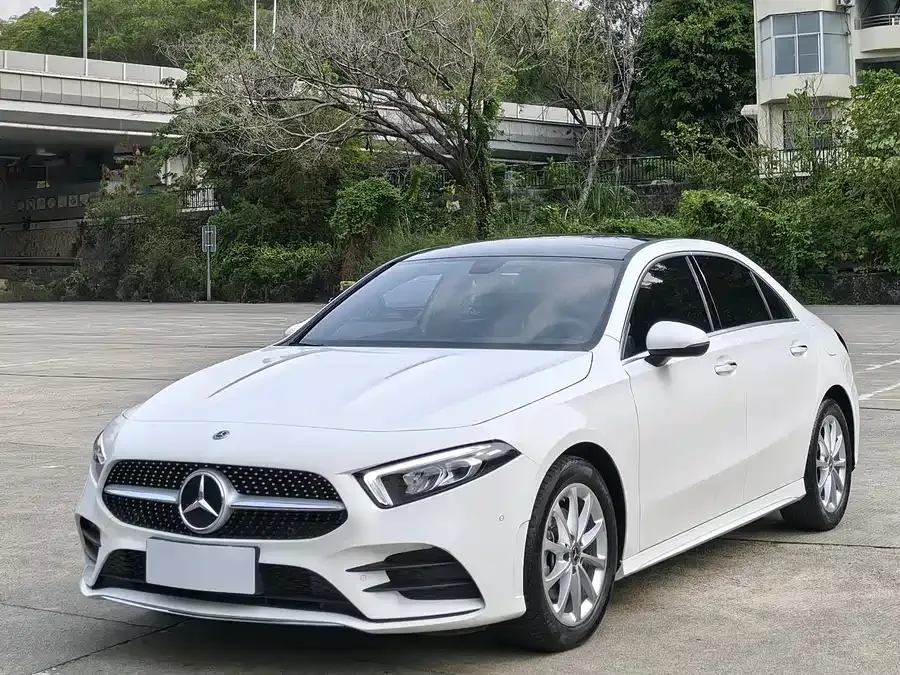 Mercedes-Benz Class A Mercedes-Benz A-Class 2022 Model A 200 L Sports Sedan Fashion Model 2022 — миниатюра 5