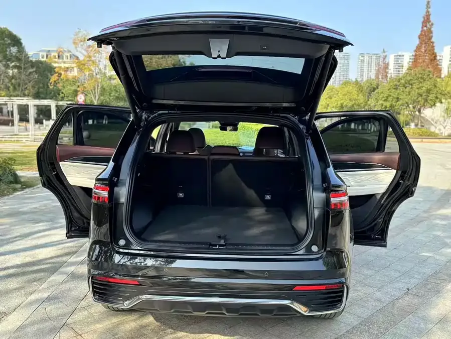 Geely Monjaro Xingyue L 2024 2.0TD High Power Automatic 2WD Yunqi Edition 2024 — миниатюра 3