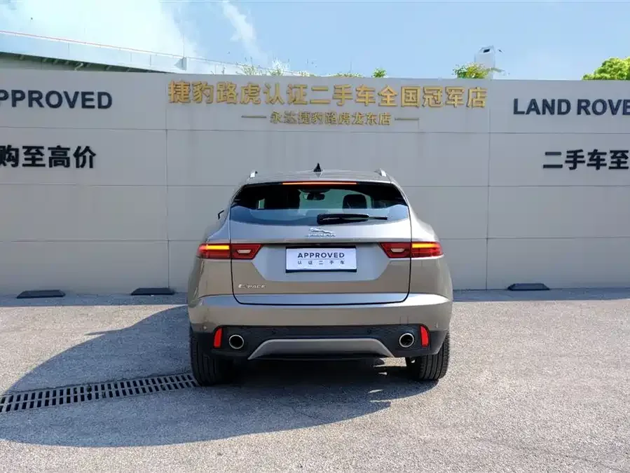 Jaguar E-Pace 2024 aggressive sports version R-DYNAMIC S 2024 — миниатюра 2