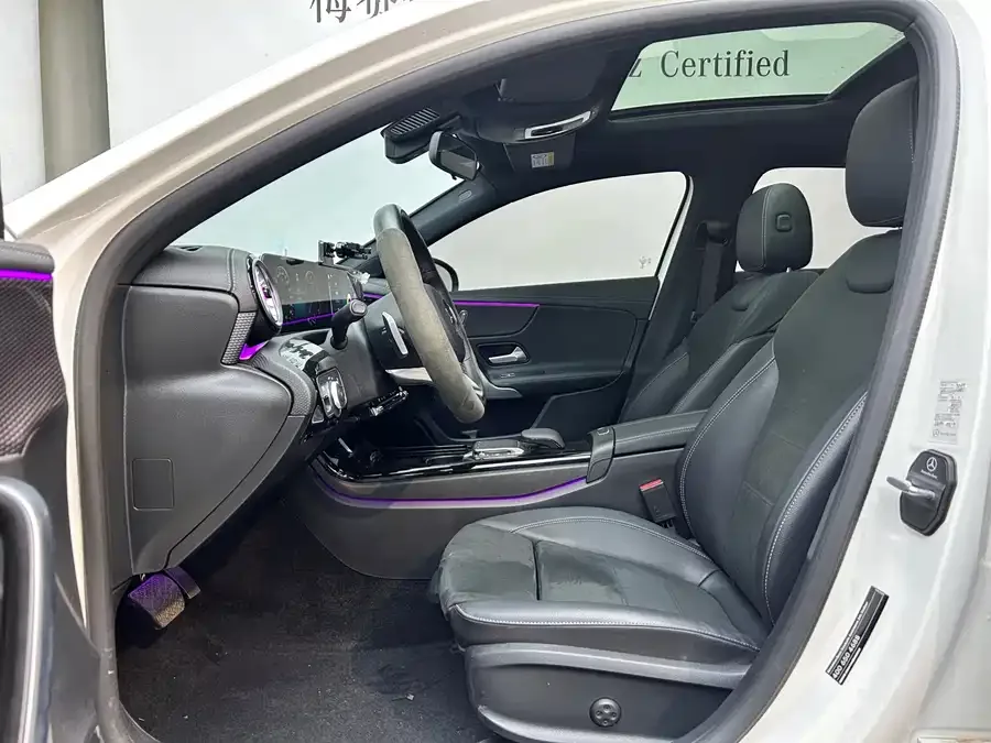 Mercedes-Benz Class A Mercedes-Benz A-Class 2022 A 200 L Sports Sedan Fashion Edition 2022 — миниатюра 4