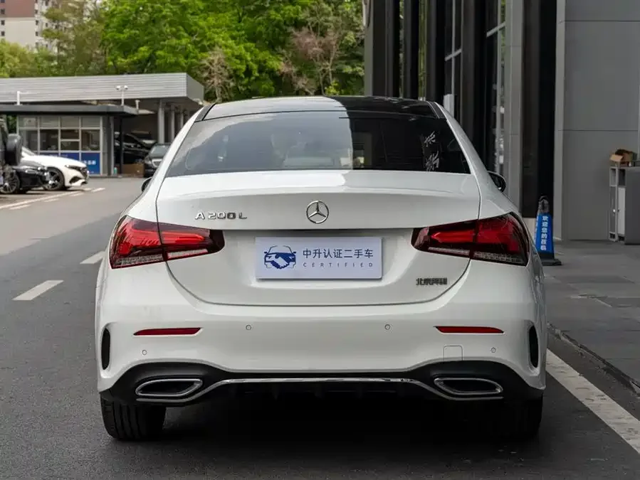 Mercedes-Benz Class A Mercedes-Benz A-Class 2023 A 200 L Fashion Edition 2023 — миниатюра 3