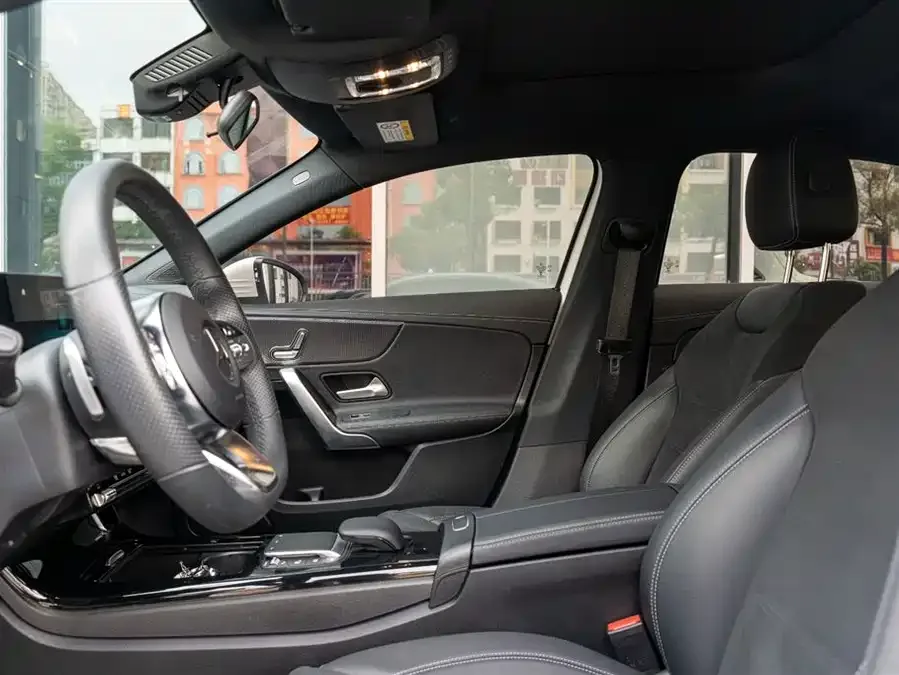 Mercedes-Benz Class A Mercedes-Benz A-Class 2023 A 200 L Fashion Edition 2023 — миниатюра 5