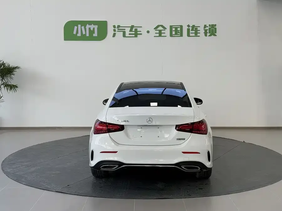 Mercedes-Benz Class A Mercedes-Benz A-Class 2023 A 180 L 2023 — миниатюра 2