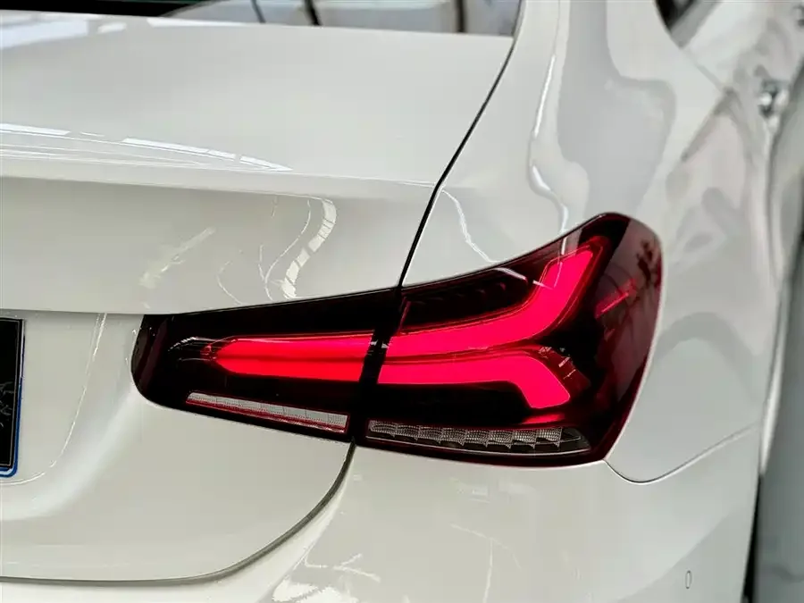 Mercedes-Benz Class A Mercedes-Benz A-Class 2022 Model II A 200 L Sports Sedan Fashion Model 2022 — миниатюра 2