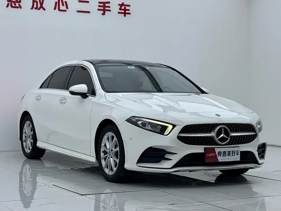 Mercedes-Benz Class A Mercedes-Benz A-Class 2022 Model A 200 L Sports Sedan Fashion Model 2022 — миниатюра 3