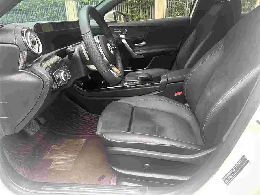Mercedes-Benz Class A Mercedes-Benz A-Class 2022 Model A 200 L Sports Sedan Fashion Model 2023 — миниатюра 2