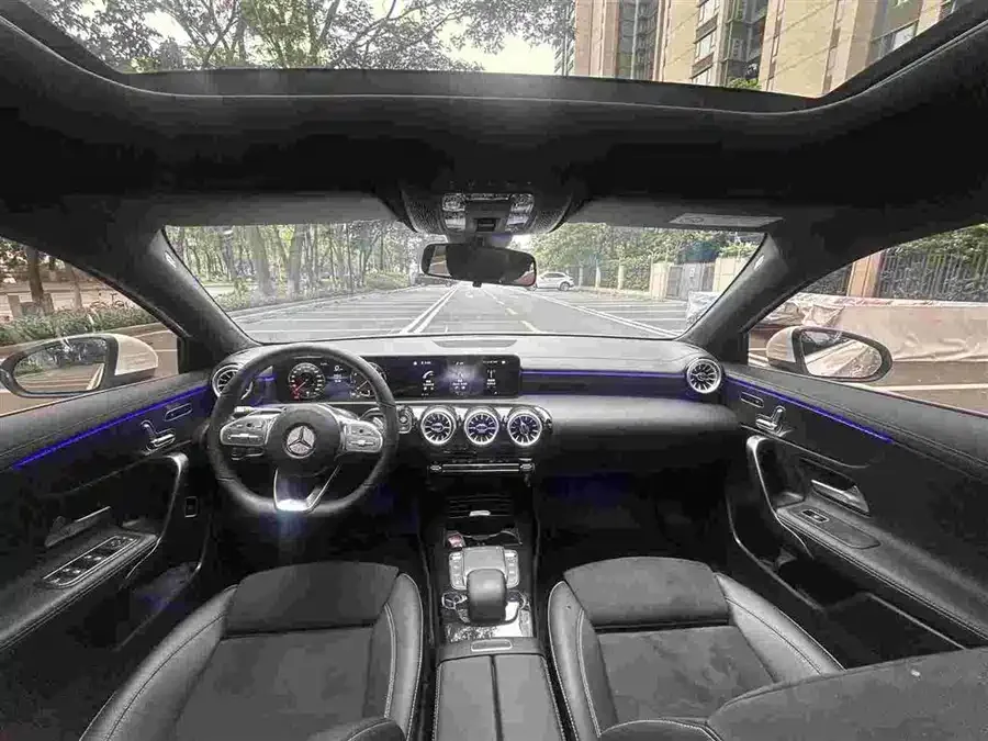 Mercedes-Benz Class A Mercedes-Benz A-Class 2022 Model A 200 L Sports Sedan Fashion Model 2023 — миниатюра 4