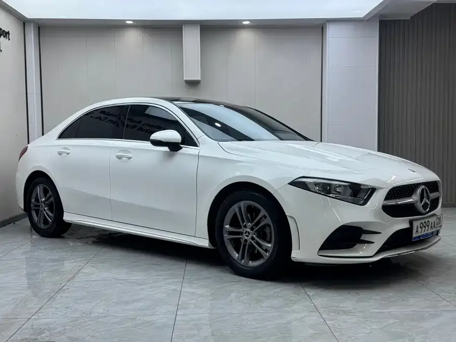 Mercedes-Benz Class A Mercedes-Benz A-Class 2022 A 180 L 2022 — миниатюра 3