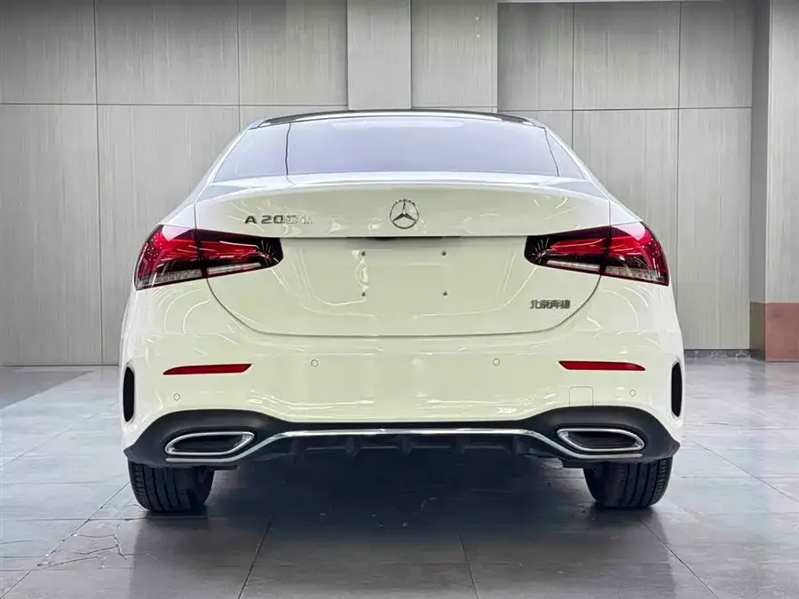 Mercedes-Benz Class A Mercedes-Benz A-Class 2022 A 200 L Sports Sedan Fashion Edition 2023 — миниатюра 2