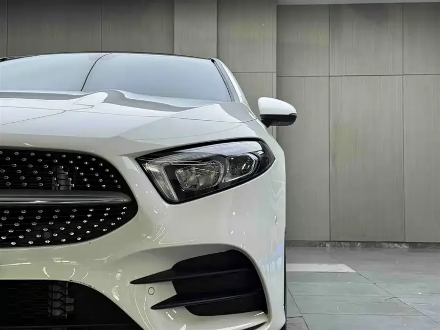 Mercedes-Benz Class A Mercedes-Benz A-Class 2022 A 200 L Sports Sedan Fashion Edition 2023 — миниатюра 4