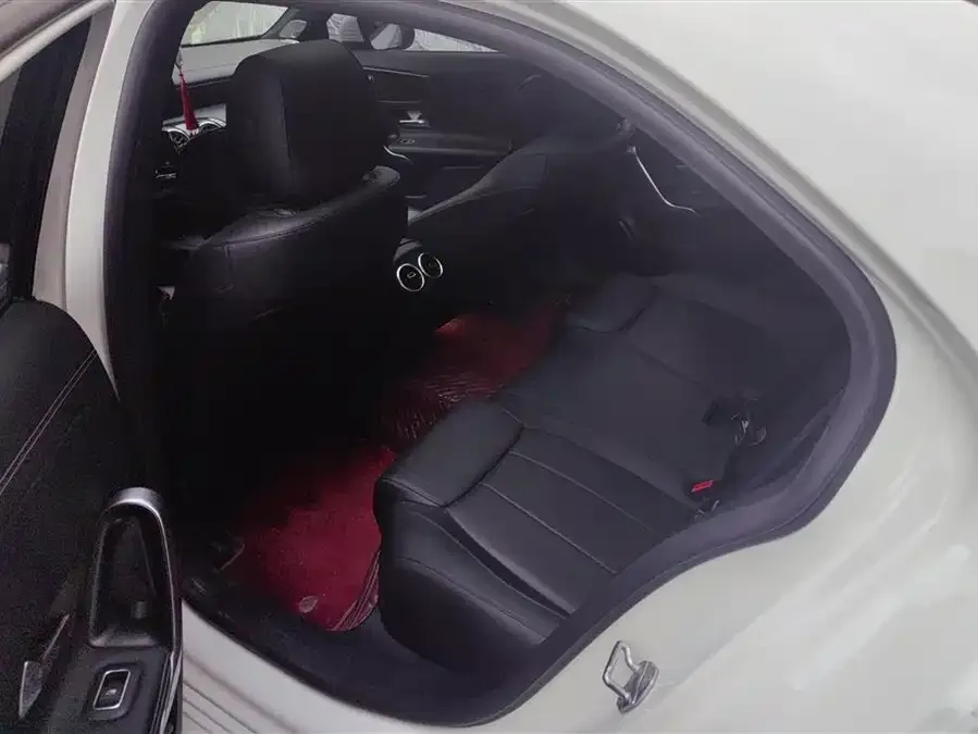 Mercedes-Benz Class A Mercedes-Benz A-Class 2022 A 200 L Sports Sedan Fashion Edition 2022 — миниатюра 5