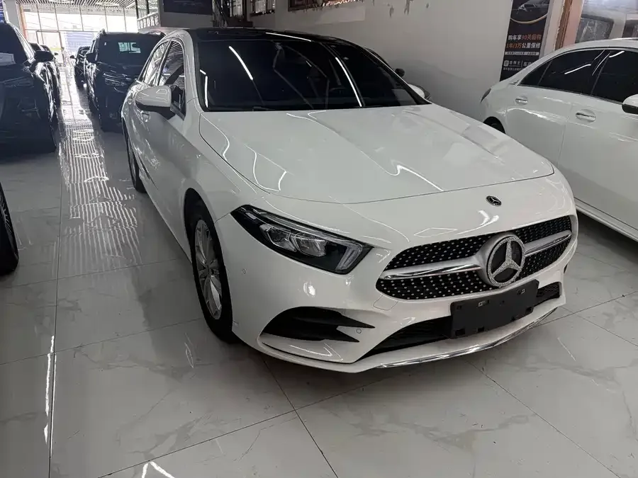 Mercedes-Benz Class A Mercedes-Benz A-Class 2021 A 200 L Sports Sedan Fashion Edition 2022 — миниатюра 3