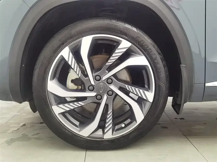 Geely Monjaro Xingyue L 2023 2.0TD High Power Automatic 2WD Flagship Model 2023 — миниатюра 5
