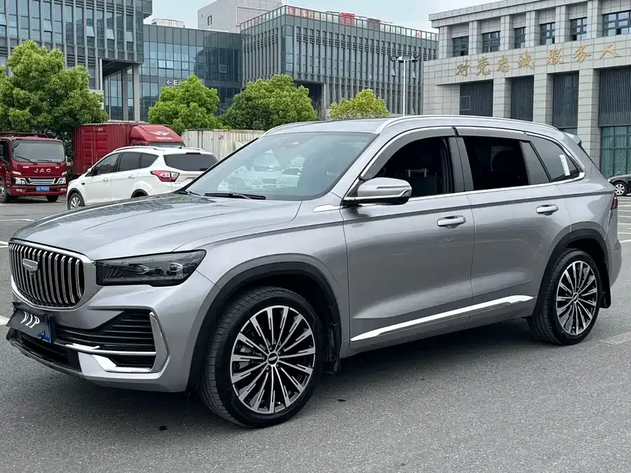 Geely Monjaro Xingyue L 2025 Dongfangyao 2.0TD Automatic Star-gazing Edition 2025 — миниатюра 3