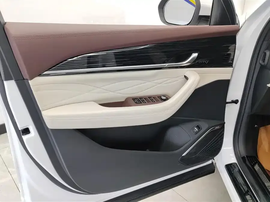 Geely Monjaro Xingyue L 2021 2.0TD High-power Automatic 4WD Flagship Model 2022 — миниатюра 4