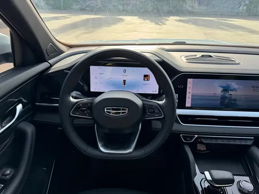 Geely Monjaro Xingyue L 2024 2.0TD DCT EVO two-wheel drive premium model 2025 — миниатюра 5