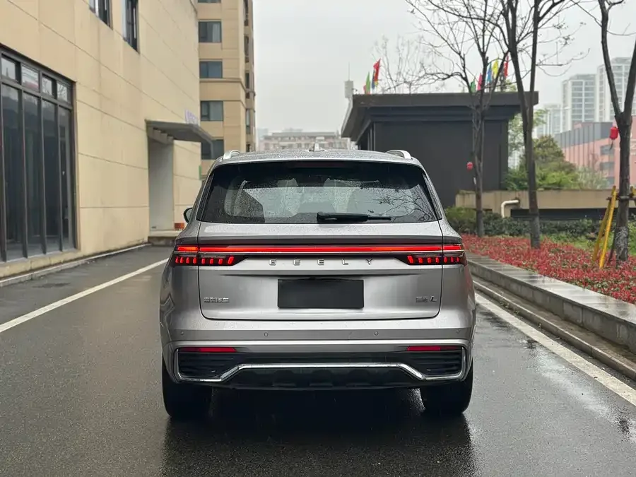 Geely Monjaro Xingyue L 2021 2.0TD DCT EVO 2WD Premium Edition 2022 — миниатюра 2