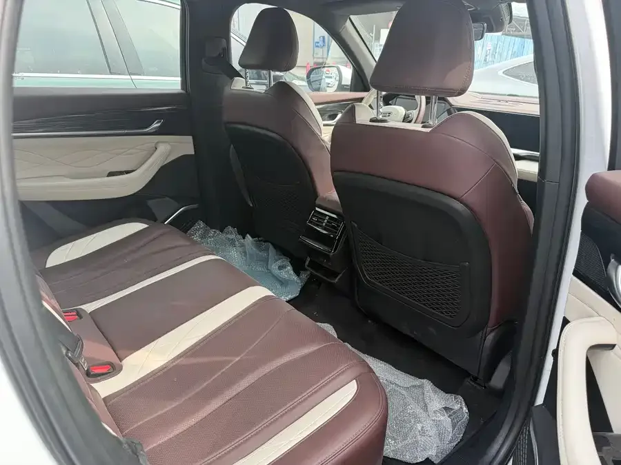 Geely Monjaro Xingyue L 2021 2.0TD DCT EVO 2WD Premium Edition 2022 — миниатюра 4