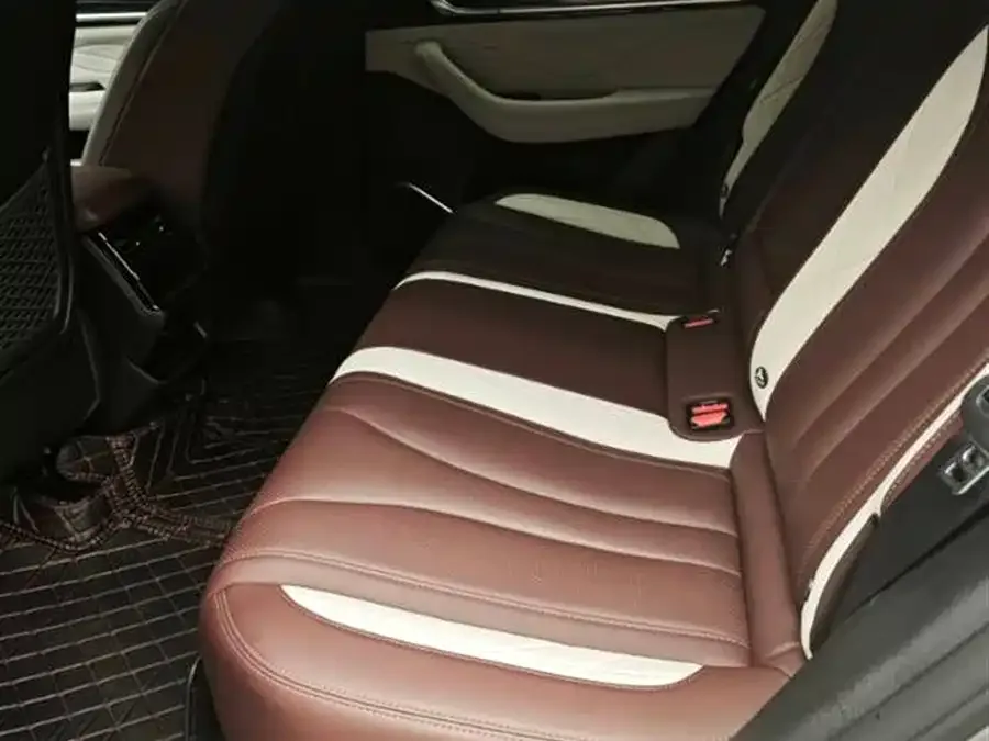 Geely Monjaro Xingyue L 2024 2.0TD High Power Automatic 2WD Yunqi Edition 2024 — миниатюра 2