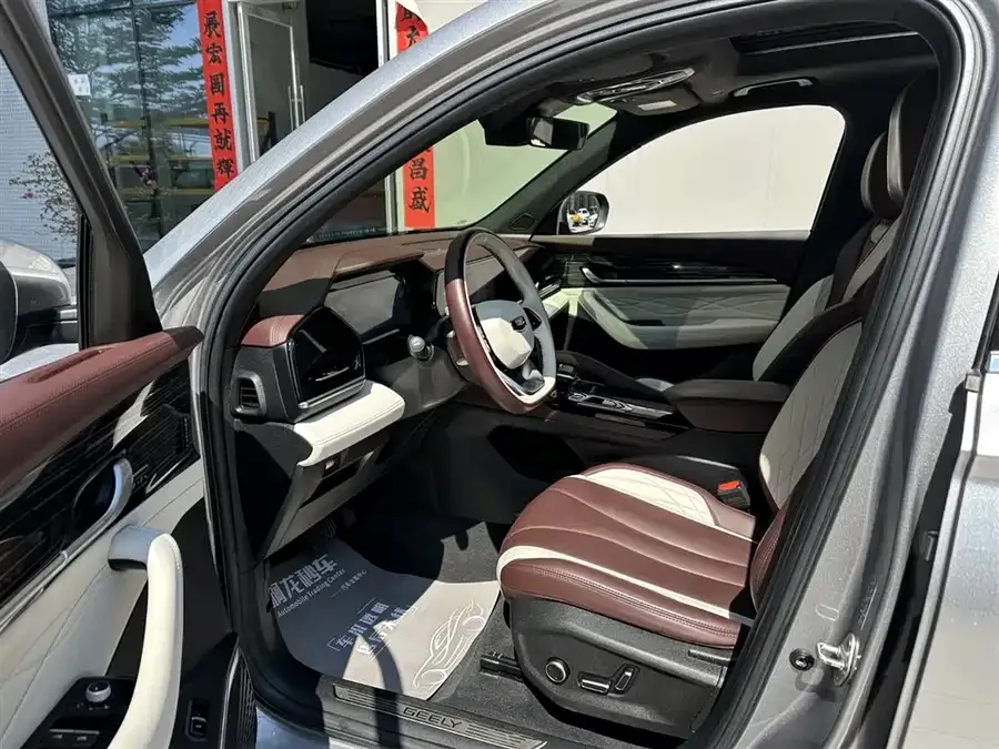 Geely Monjaro Xingyue L 2021 2.0TD DCT EVO 2WD Premium Edition 2023 — миниатюра 3