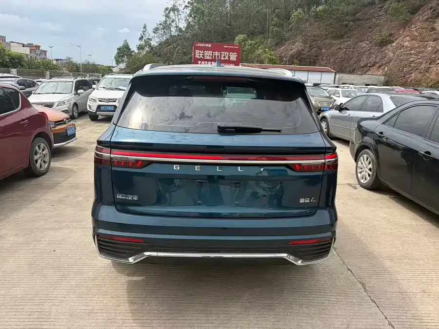 Geely Monjaro Xingyue L 2021 2.0TD DCT EVO 2WD Premium Edition 2022 — миниатюра 3