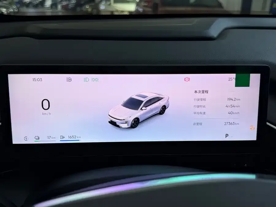 Geely Galaxy L6 Galaxy L6 2025 EM-i 140km Exploration+ Edition 2025 — миниатюра 3