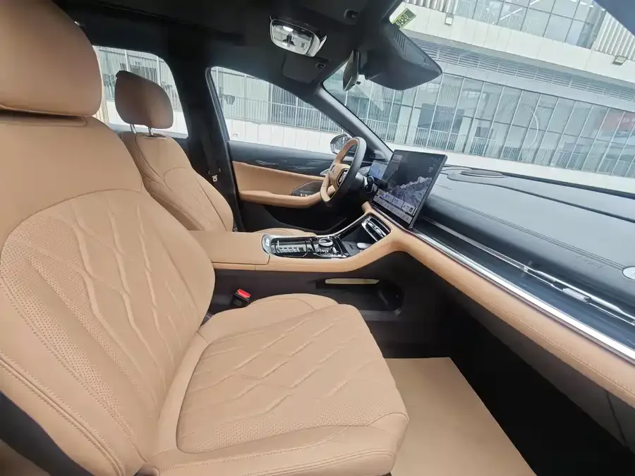 Geely Galaxy A7 Galaxy A7 2025 EM-i 150km Starship Edition 2025 — миниатюра 5