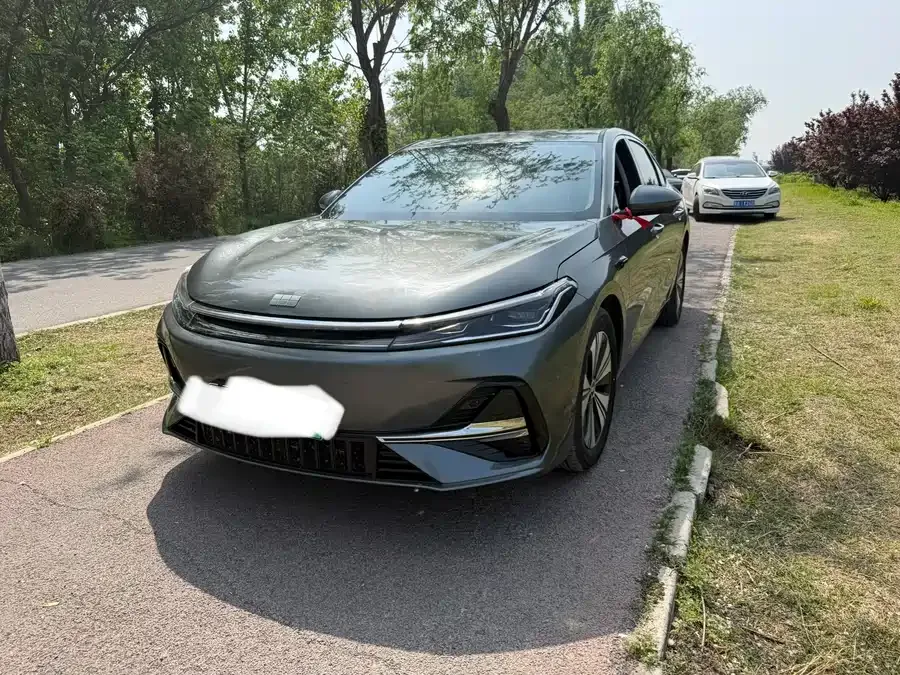 Geely Galaxy A7 Galaxy A7 2025 EM-i 150km Explorer+ Edition 2025 — фото 1, купить с доставкой в Москву