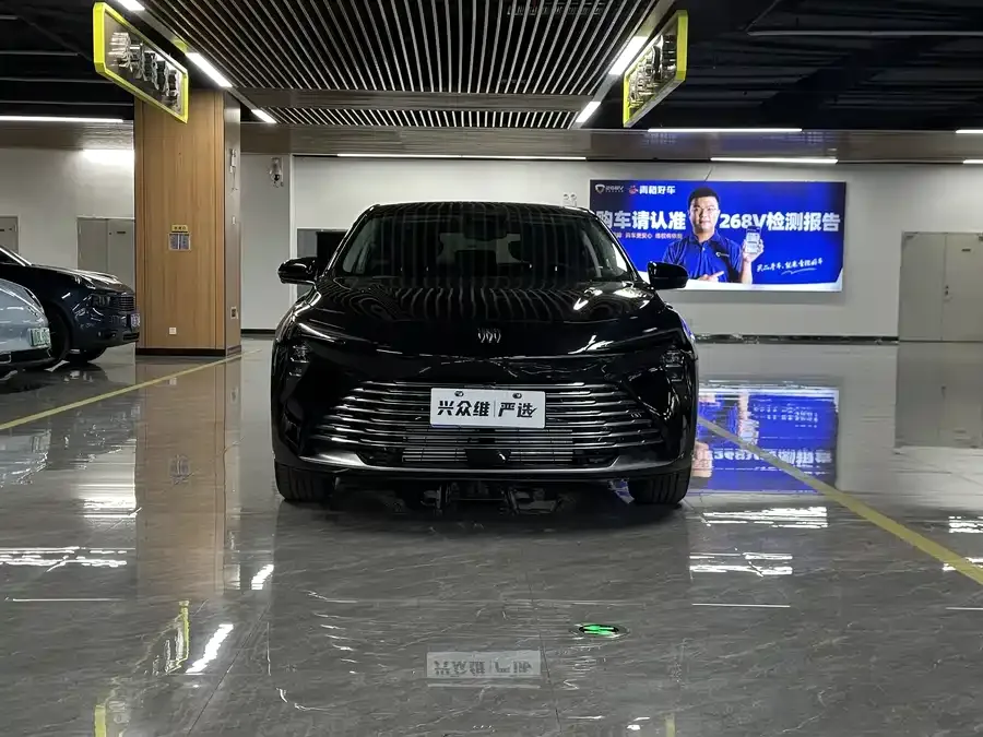 Buick LaCrosse LaCrosse 2025 28T Platinum Edition 2026 — миниатюра 3