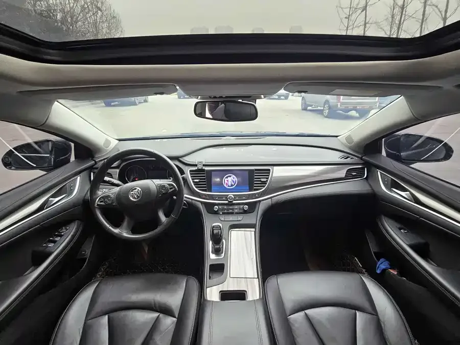 Buick LaCrosse LaCrosse 2021 652T Luxury 2022 — миниатюра 3