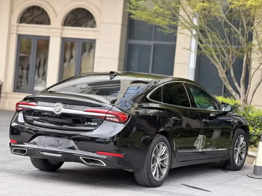 Buick LaCrosse LaCrosse 2022 652T Luxury 2022 — миниатюра 5