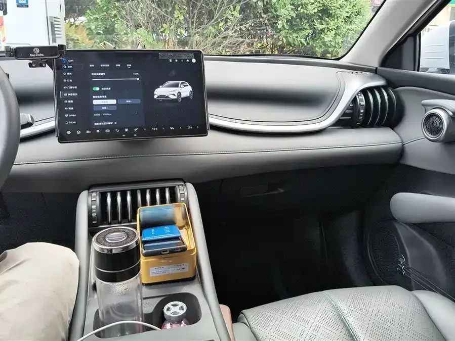 BYD Yuan PLUS Yuan PLUS 2025 Smart Driving Edition 510KM Leading Edition 2025 — миниатюра 4