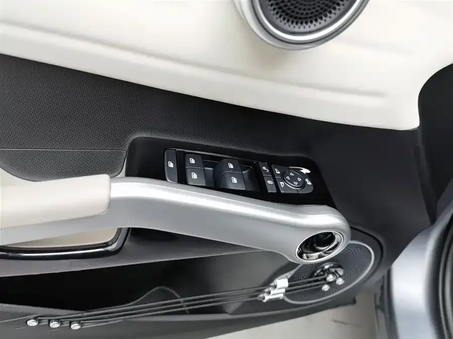BYD Yuan PLUS Yuan PLUS 2024 Honor Edition 430KM Transcendence Type 2024 — миниатюра 3