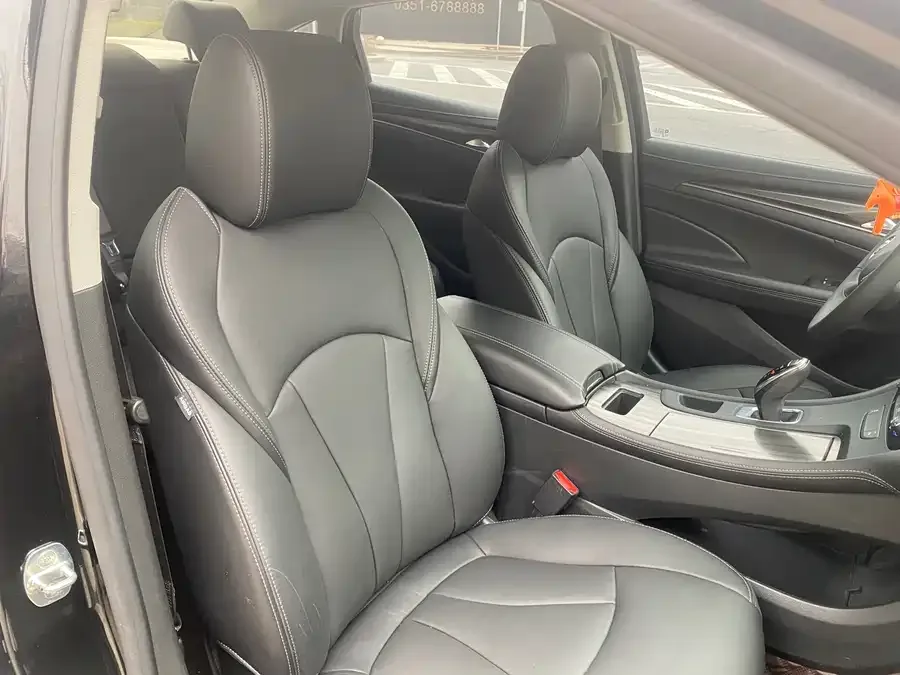 Buick LaCrosse LaCrosse 2022 552T Luxury 2022 — миниатюра 5