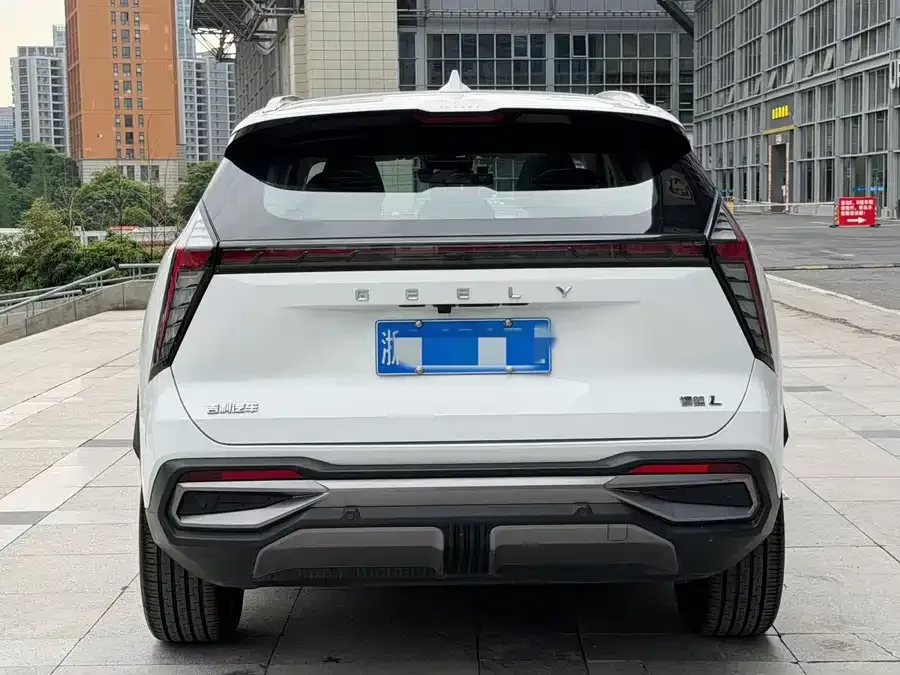 Geely Atlas L Boyue L 2023 1.5TD DCT Luxury Edition 2023 — миниатюра 2