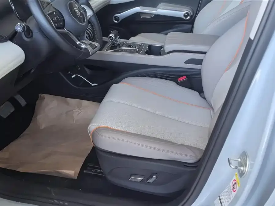 BYD Yuan PLUS Yuan PLUS 2024 Honor Edition 510KM Leading Edition 2024 — миниатюра 3