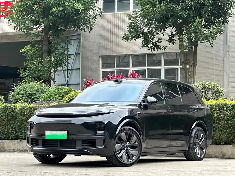 Lixiang L8 Ideal L8 2024 Max 2024 — фото 1, купить с доставкой в Москву