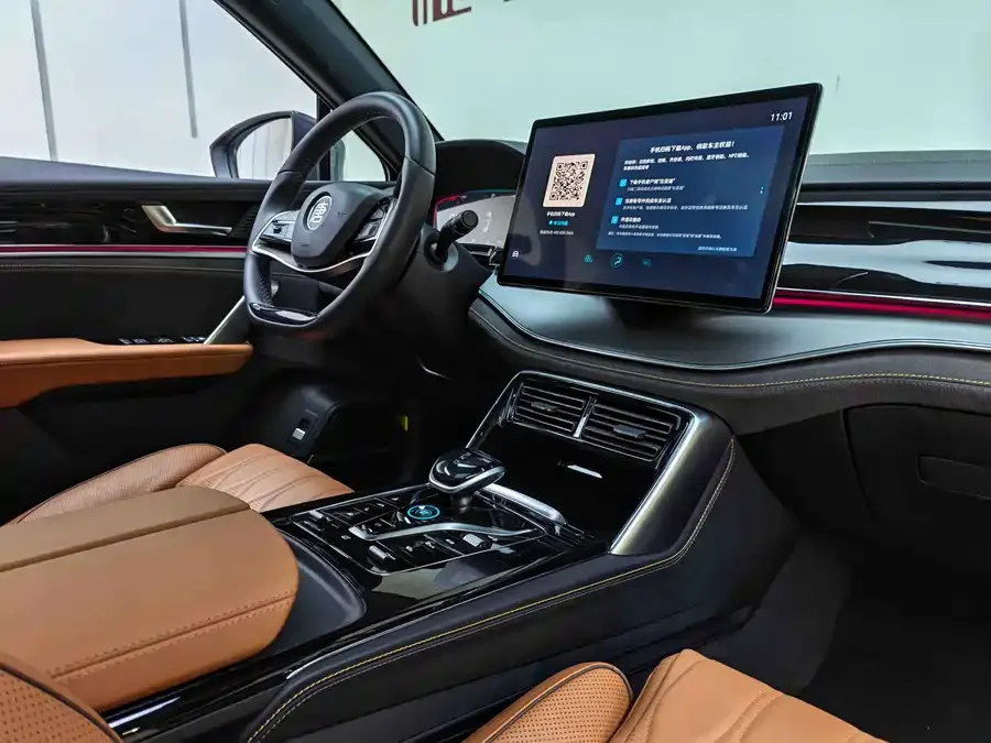 BYD Tang New Energy Tang New Energy 2023 DM-i Champion Edition 112KM Premium Edition 2024 — миниатюра 4