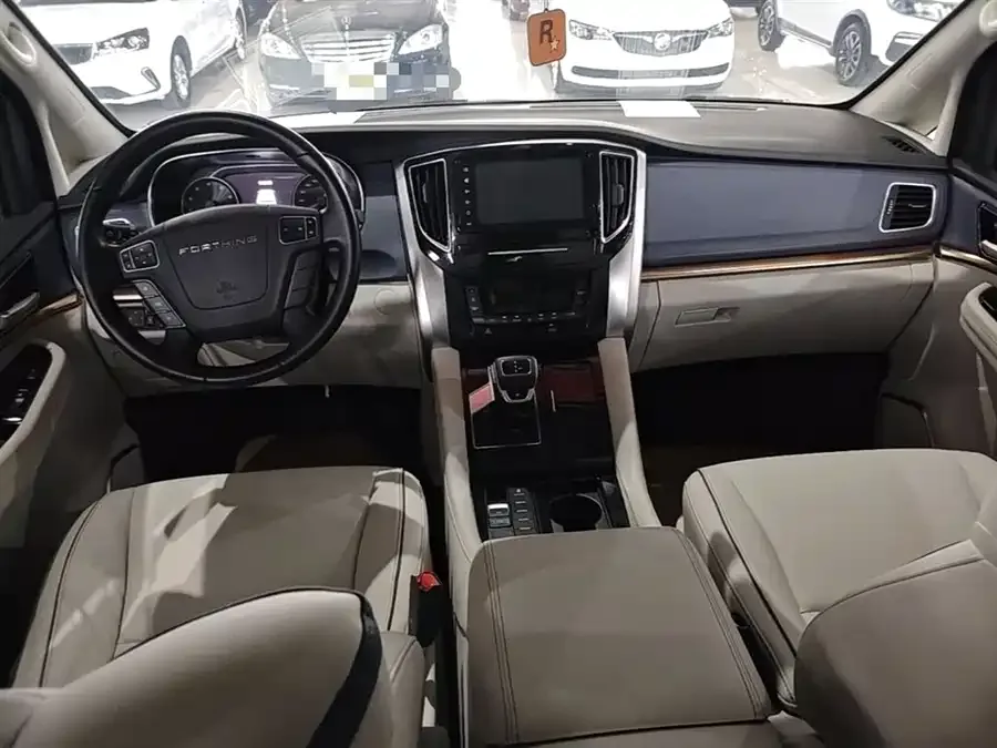 Dongfeng Fengxing M7 Fengxing M7 2022 Lingjue 2.0T Automatic Marquis Edition 2023 — миниатюра 3