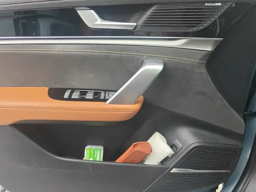 BYD Tang New Energy Tang New Energy 2023 DM-i Champion Edition 112KM Honor Edition 2023 — миниатюра 4
